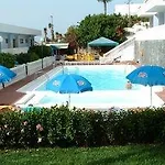 Solana Aparthotel