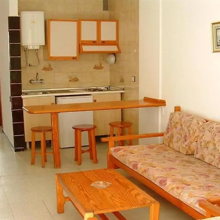 Solana Apartahotel 2*