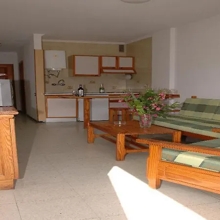 Apartahotel Solana 2*